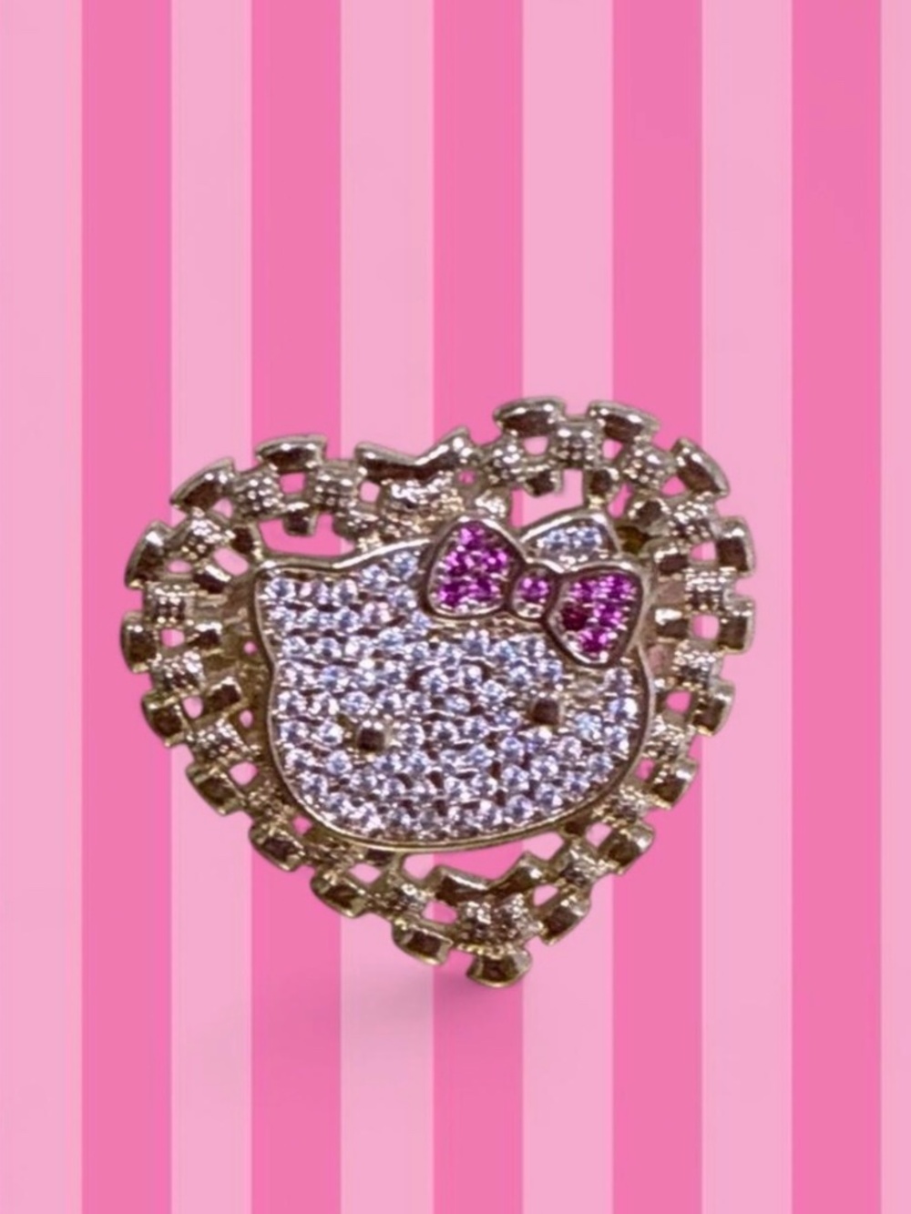 hello kitty heart ring